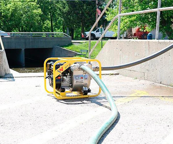 BOMBA DE ACHIQUE GASOLINA — imagen 3